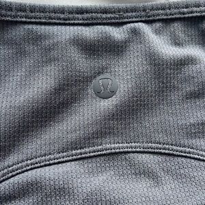 Lululemon long sleeve cropped shirt